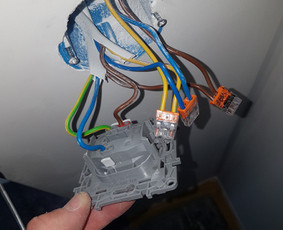 Elektros darbai, Led montavimas, konsultavimas - Smulkūs elektros darbai - 1 Smulkūs elektros darbai - Elektros darbai, Led montavimas, konsultavimas - 1