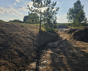 Mini ekskavatoriaus, savivarčio iki 7.5t - Šlaitų tvirtinimas ir apželdinimas - 2 Šlaitų tvirtinimas ir apželdinimas - Mini ekskavatoriaus, savivarčio iki 7.5t - 2