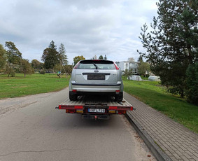 Tralo-traliuko pagalba kelyja 24h - Automobilio rato keitimas - 1 Automobilio rato keitimas - Tralo-traliuko pagalba kelyja 24h - 1