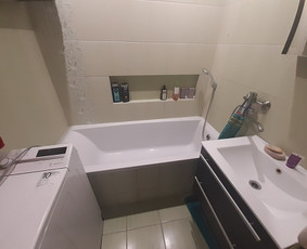 Profesionali vidaus buto apdaila - Plytelių klijavimas - 1 Plytelių klijavimas - Profesionali vidaus buto apdaila - 1