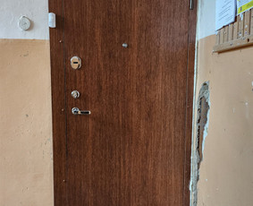 Lietuviškų šarvuotų durų išpardavimas,gamyba - Lauko durys, montavimas - 2 Lauko durys, montavimas - Lietuviškų šarvuotų durų išpardavimas,gamyba - 2