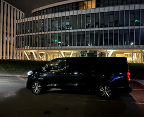 Keleivių pervežimas mikroautobusais su vairuotoju / JustGo / Darbų pavyzdys ID 3607903
