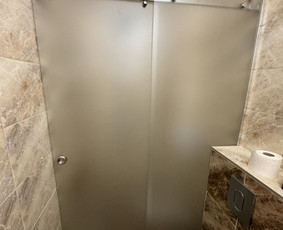 Nestandartinių dušų, led veidrodžių, terasų, stiklinimas. / Meltglas, MB / Darbų pavyzdys ID 3614973