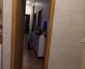 Plyteliu klijavimas.