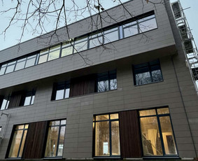 Teikiamos paslaugos: Fasado apšiltinimas ir renovacija - Fasado apdaila plokštėmis - 1 Fasado apdaila plokštėmis - Teikiamos paslaugos: Fasado apšiltinimas ir renovacija - 1