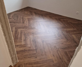 Išlyginamasis sluoksnis - vinilas - laminatas - parketlentės / Jutas Grindys / Darbų pavyzdys ID 3621053