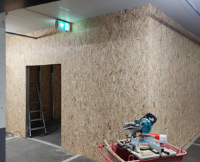 Vidaus ir lauko apdailos darbai, terasos,pakalimai, tvoros - Durų montavimas - 1 Durų montavimas - Vidaus ir lauko apdailos darbai, terasos,pakalimai, tvoros - 1