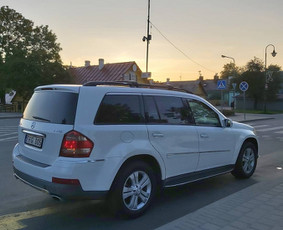 Prabangių automobilių nuoma Kaune, Vilniuje, Klaipėdoje. / Arnoldo transportas ir taksi, MB / Darbų pavyzdys ID 729927