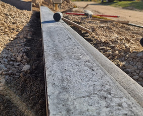 Kelio bortų įrengimas - Trinkelių klojimo ir gerbūvio paslaugos Vilniuje - 1