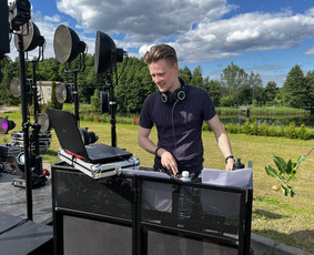 Universalus Dj - Djs - 3 Djs - Universalus Dj - 3