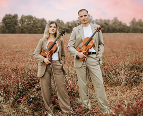 Vestuvių &scaron;ventės vedimas - Renginių vedėjai su gyva styginių muzika - 1