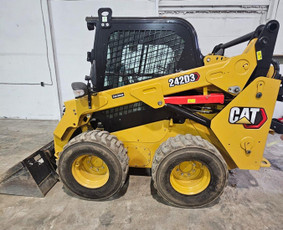 "Cat" technikos nuoma be operatorių. Dirbame visoje Eu! / UAB "Baltrenta" / Darbų pavyzdys ID 3636619