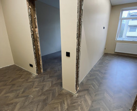 Grindų klojimas, vidaus apdaila ir išorės statybos darbai / Dovydas / Darbų pavyzdys ID 3639697