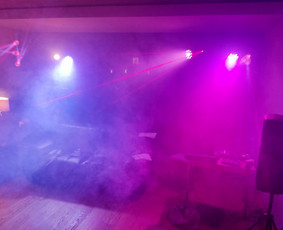 Dj su garso ir apšvietimo aparatūra - DJ paslaugos - 3 DJ paslaugos - Dj su garso ir apšvietimo aparatūra - 3