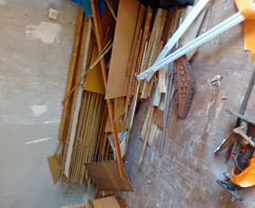 Šiukšlių isvezimas statybines siukles - Senų baldų išvežimas - 3 Senų baldų išvežimas - Šiukšlių isvezimas statybines siukles - 3