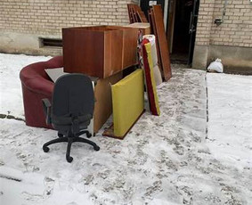 Šiukšlių isvezimas statybines siukles - Senų baldų išvežimas - 1 Senų baldų išvežimas - Šiukšlių isvezimas statybines siukles - 1