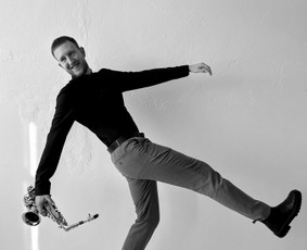 Saksofonistas Urnikis Jazz - Renginiai, šventės - 4 Renginiai, šventės - Saksofonistas Urnikis Jazz - 4
