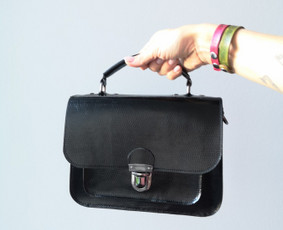 Dizainerė, odininkė - Odinių rankinių gamyba - 1 Odinių rankinių gamyba - Dizainerė, odininkė - 1