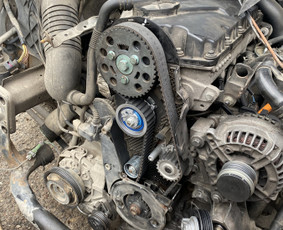 Variklių remontas - Automobiliu remontas, Padangų Montavimas - 2