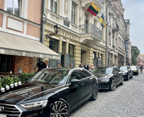 Prabangus Audi A8, A8l, Q7 patrauklios kainos / Prabangus auto, Patraukliomis kainomis / Darbų pavyzdys ID 3671757