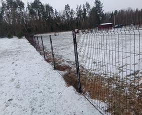Montuojam segmentines ir metaliniu tvoralenčių tvoras / Arvydas / Darbų pavyzdys ID 3677327