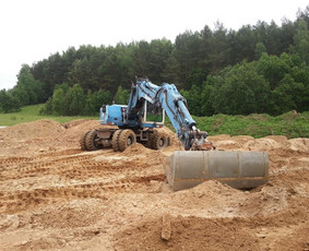 Labai Pigiai žemės gruntas: Buldozerių Cat nuoma, paslaugos / UAB Trucklita / Darbų pavyzdys ID 748877