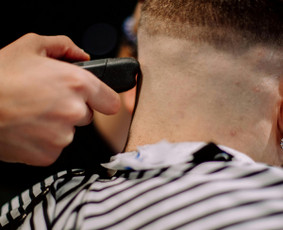 Vyriškų kirpimų bei barzdos modeliavimo kursai Vilniuje - Grožio specialistų mokymai - 1 Grožio specialistų mokymai - Vyriškų kirpimų bei barzdos modeliavimo kursai Vilniuje - 1