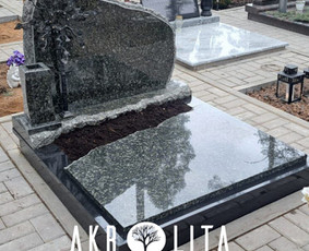 Kapavietės dengimas Juodas ir  Baltic green granitas.
Kairėnų kap.