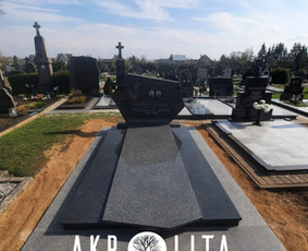 Kapavietės dengimas Juodas ir Nary Black granitas.
Juodaičių kap.