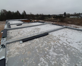 Plokščių Stogų Dengimas Pvc, Epdm ir bitumine Danga / Tvirti stogai / Darbų pavyzdys ID 3685453