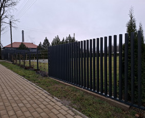 Segmentinių tvorų bei vartų montavimas - Tvoros, vartai, montavimas - 3 Tvoros, vartai, montavimas - Segmentinių tvorų bei vartų montavimas - 3
