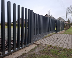 Segmentinių tvorų bei vartų montavimas - Tvoros, vartai, montavimas - 2 Tvoros, vartai, montavimas - Segmentinių tvorų bei vartų montavimas - 2