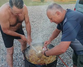 Išvykstamoji virtuvė, patiekalai kazane, gedulingi pietūs / MB Kazanas ant ratų / Darbų pavyzdys ID 3691833