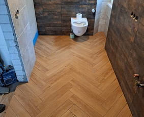 Plytelių klijavimas - Vidaus apdailos darbai - 4 Vidaus apdailos darbai - Plytelių klijavimas - 4