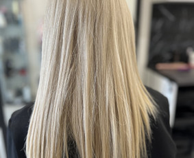 Plaukų kirpimai ir dažymai - Atstatomosios plaukų procedūros - 2 Atstatomosios plaukų procedūros - Plaukų kirpimai ir dažymai - 2