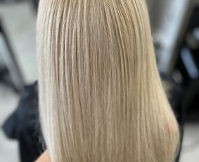 Plaukų kirpimai ir dažymai - Atstatomosios plaukų procedūros - 1 Atstatomosios plaukų procedūros - Plaukų kirpimai ir dažymai - 1