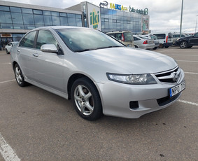 Automobilių nuoma Vilniuje mažų krovinių pervežimas - Lengvųjų automobilių nuoma - 4 Lengvųjų automobilių nuoma - Automobilių nuoma Vilniuje mažų krovinių pervežimas - 4