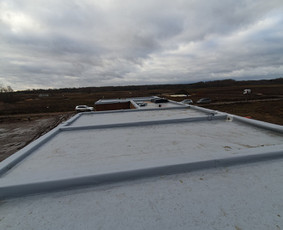 Plokščių Stogų Dengimas Pvc, Epdm ir bitumine Danga / Tvirti stogai / Darbų pavyzdys ID 3699407