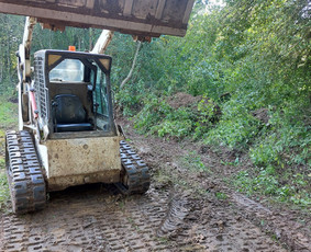 Bobcat T190 Nuoma - Žemės kasimas, lyginimas - 2 Žemės kasimas, lyginimas - Bobcat T190 Nuoma - 2