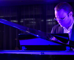 Džiazo pianistas ir grupė / Linas Karaliūnas / Darbų pavyzdys ID 3705145