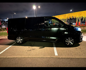 Keleivių pervežimas mikroautobusais su vairuotoju / JustGo / Darbų pavyzdys ID 3710077