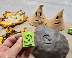 Graviravimas, personalizuoti gaminiai , 3d spausdinimas,neon - Antspaudų gamyba - 1 Antspaudų gamyba - Graviravimas, personalizuoti gaminiai , 3d spausdinimas,neon - 1