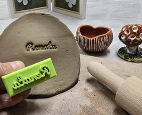 Graviravimas, personalizuoti gaminiai , 3d spausdinimas,neon - Antspaudų gamyba - 2 Antspaudų gamyba - Graviravimas, personalizuoti gaminiai , 3d spausdinimas,neon - 2
