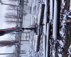 Keturašio savivarčio su kranu ir greiferiniu kaušu paslaukos - Fiskaras, fiskaro paslaugos - 4 Fiskaras, fiskaro paslaugos - Keturašio savivarčio su kranu ir greiferiniu kaušu paslaukos - 4