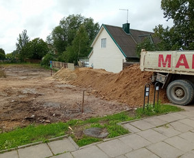 Keturašio savivarčio su kranu ir greiferiniu kaušu paslaugos / Aurimas / Darbų pavyzdys ID 3715371