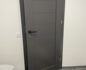 Vidaus apdailos darbai - Durų montavimas - 1 Durų montavimas - Vidaus apdailos darbai - 1