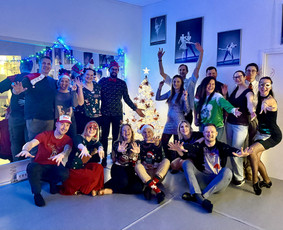 Vestuvinis šokis, linijiniai, pramoginiai šokiai - Sportiniai šokiai - 1 Sportiniai šokiai - Vestuvinis šokis, linijiniai, pramoginiai šokiai - 1