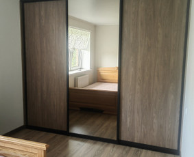 Stumdomų durų ir pertvarų gamyba - Nestandartinių baldų gamyba bei projektavimas - 4