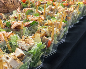 Maitinimo paslaugos švenčių ir renginių metu - Vieno kąsnio sumuštiniai - 4 Vieno kąsnio sumuštiniai - Maitinimo paslaugos švenčių ir renginių metu - 4