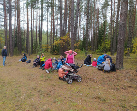 Žygiai vaikams, paaugliams, šeimoms su žaidimais miškuose / Robertas Janovskis / Darbų pavyzdys ID 3729759